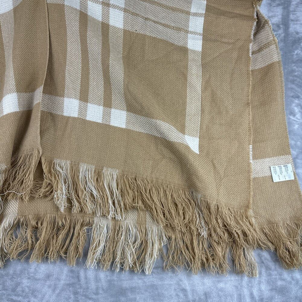 Charter Club Poncho Shawl Women's One Size Tan/Cream Plaid Throw Fox‎ Pin (0806) - Picture 5 of 10